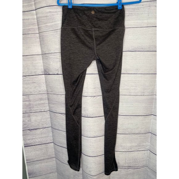 Women's Gaiam grey leggings w/mesh detail‎ size XS - Picture 3 of 5